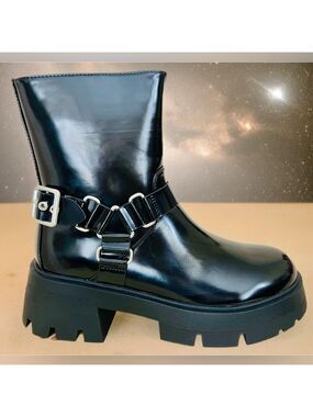 NIB Dolls Kill Public Desire Blizzard Black Silver Metal Buckle Zip Ankle Boots